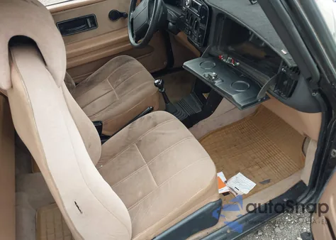 1991 Saab 900 S z USA, uszkodzony, nr VIN YS3AK35E4M7000528